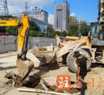 下一篇插进骚逼嫩逼20p视频高温下的坚守｜道路建设者用汗水铺就畅通路